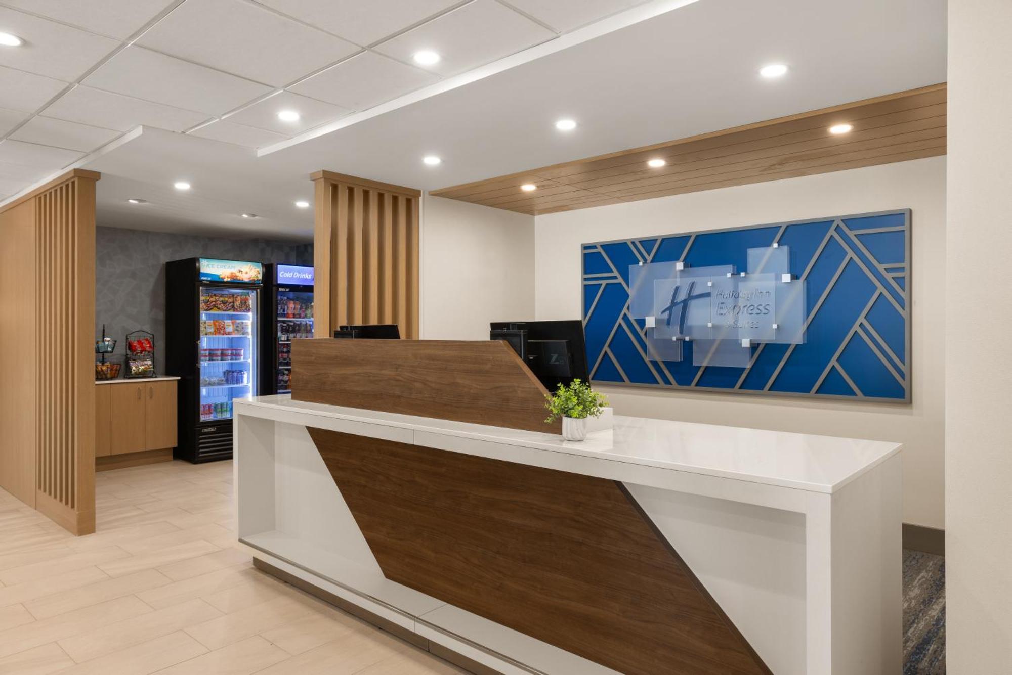 Holiday Inn Express Danbury I-84, An Ihg Hotel מראה חיצוני תמונה