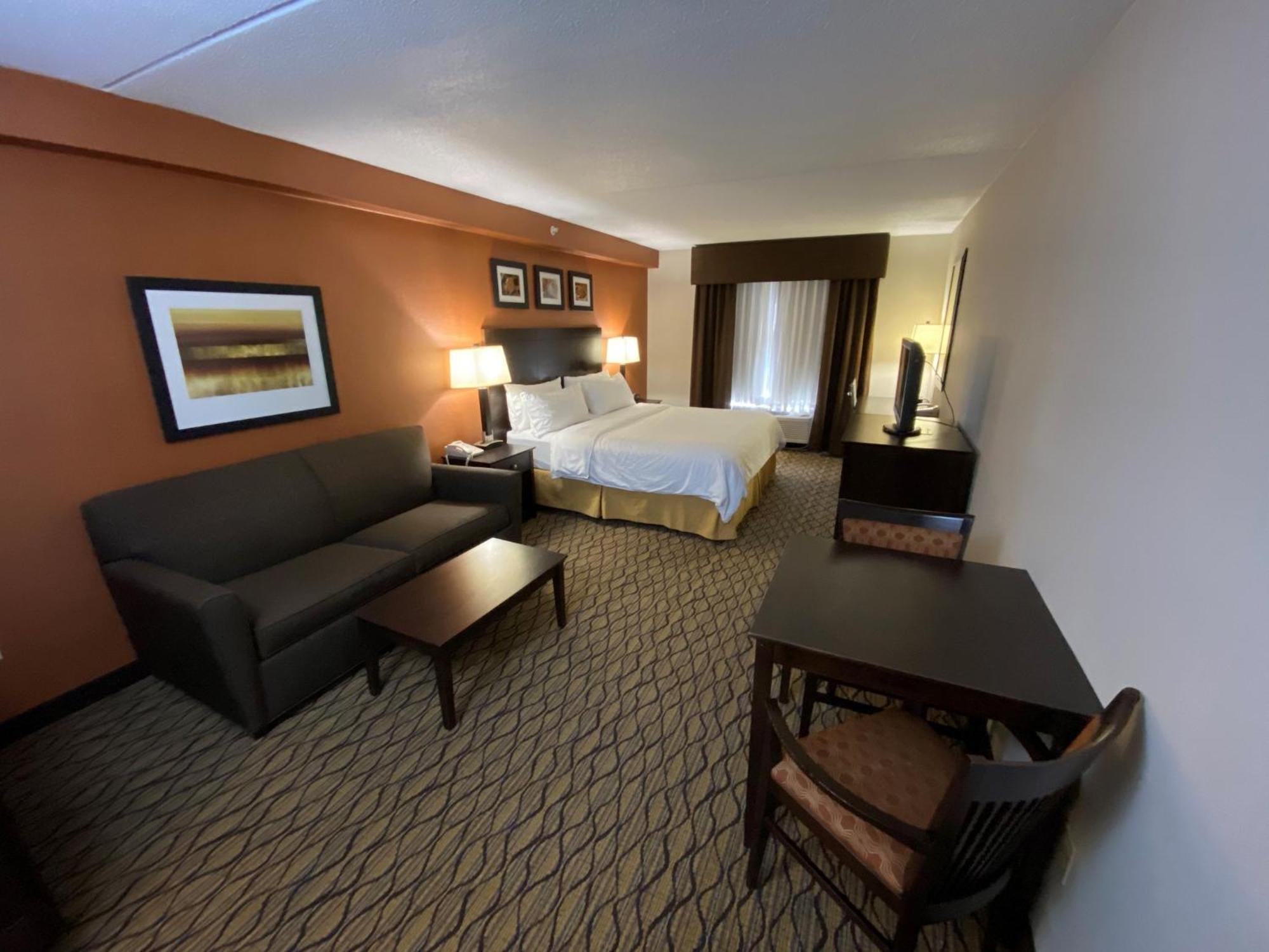 Holiday Inn Express Danbury I-84, An Ihg Hotel מראה חיצוני תמונה