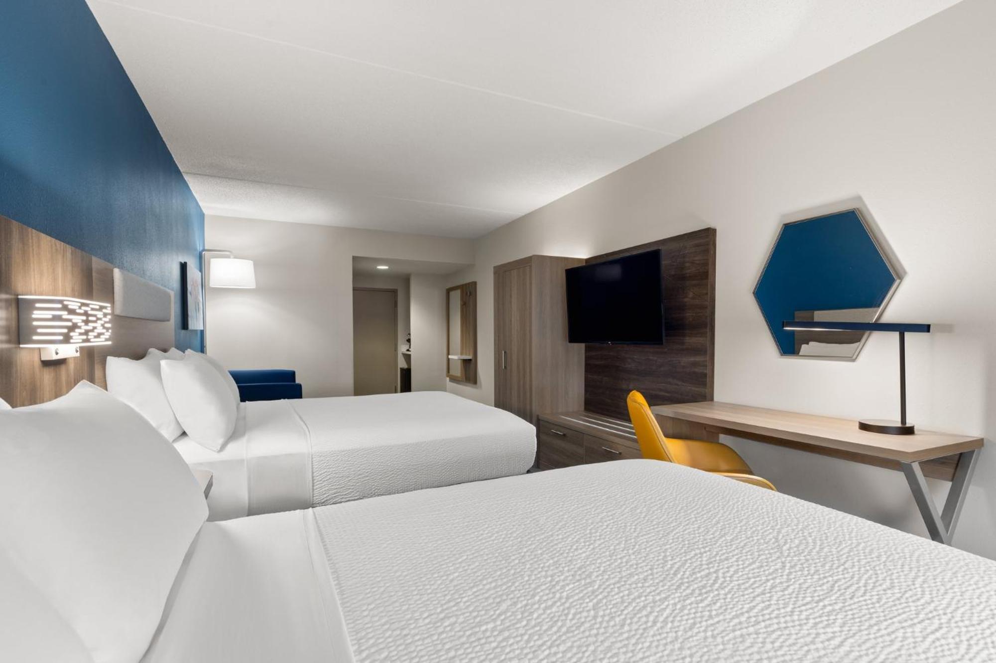 Holiday Inn Express Danbury I-84, An Ihg Hotel מראה חיצוני תמונה